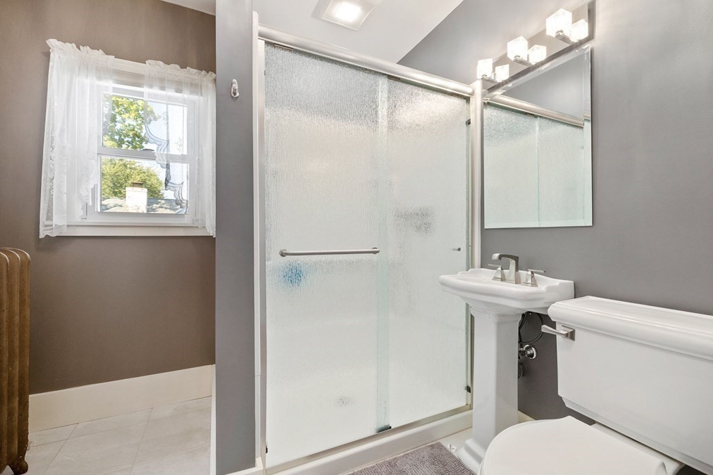 17 Manitoba Street Springfield, MA 01108 - Photo 27 of 37 Gallery Image 27