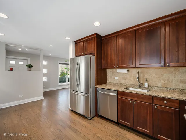 $815,000 | 5881 North Central Avenue, Chicago, IL 60646