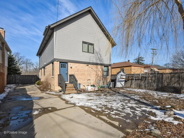 $815,000 | 5881 North Central Avenue, Chicago, IL 60646