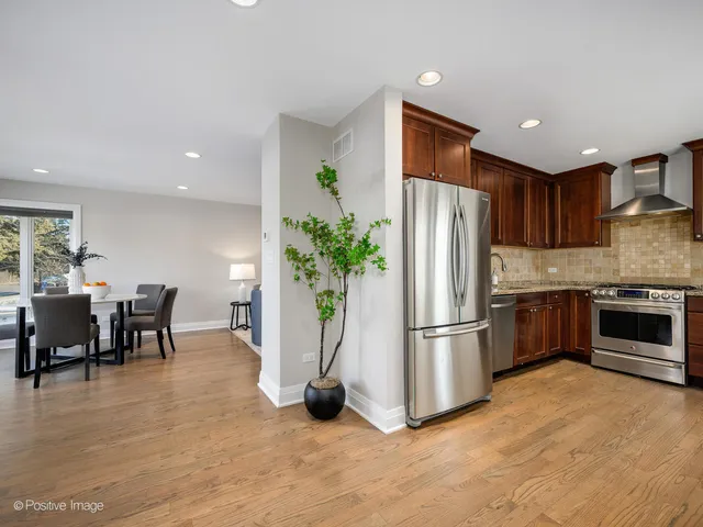 $815,000 | 5881 North Central Avenue, Chicago, IL 60646