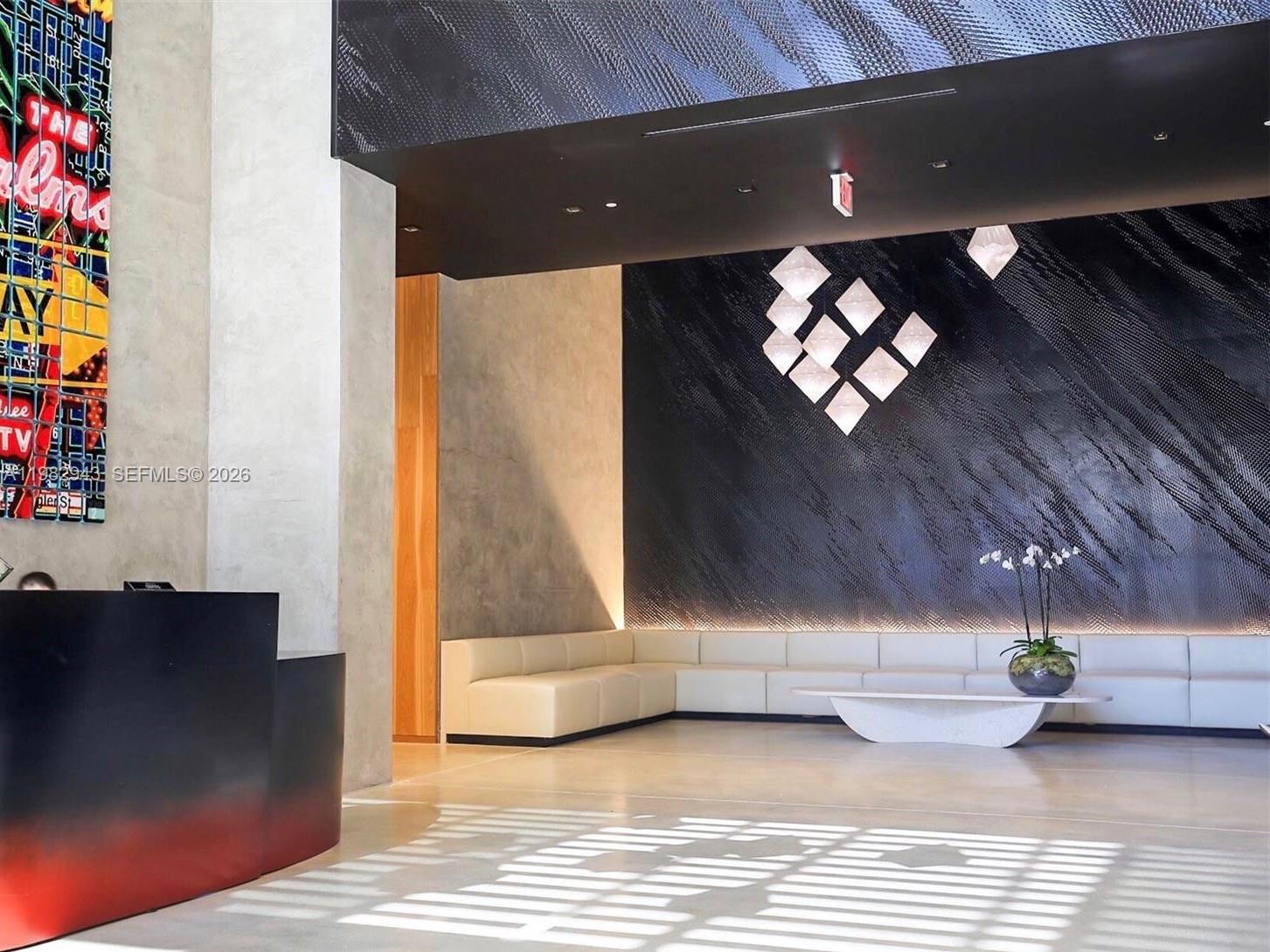 151 Southeast 1st Street, Unit PH10 Miami, FL 33131 - Photo 33 of 71