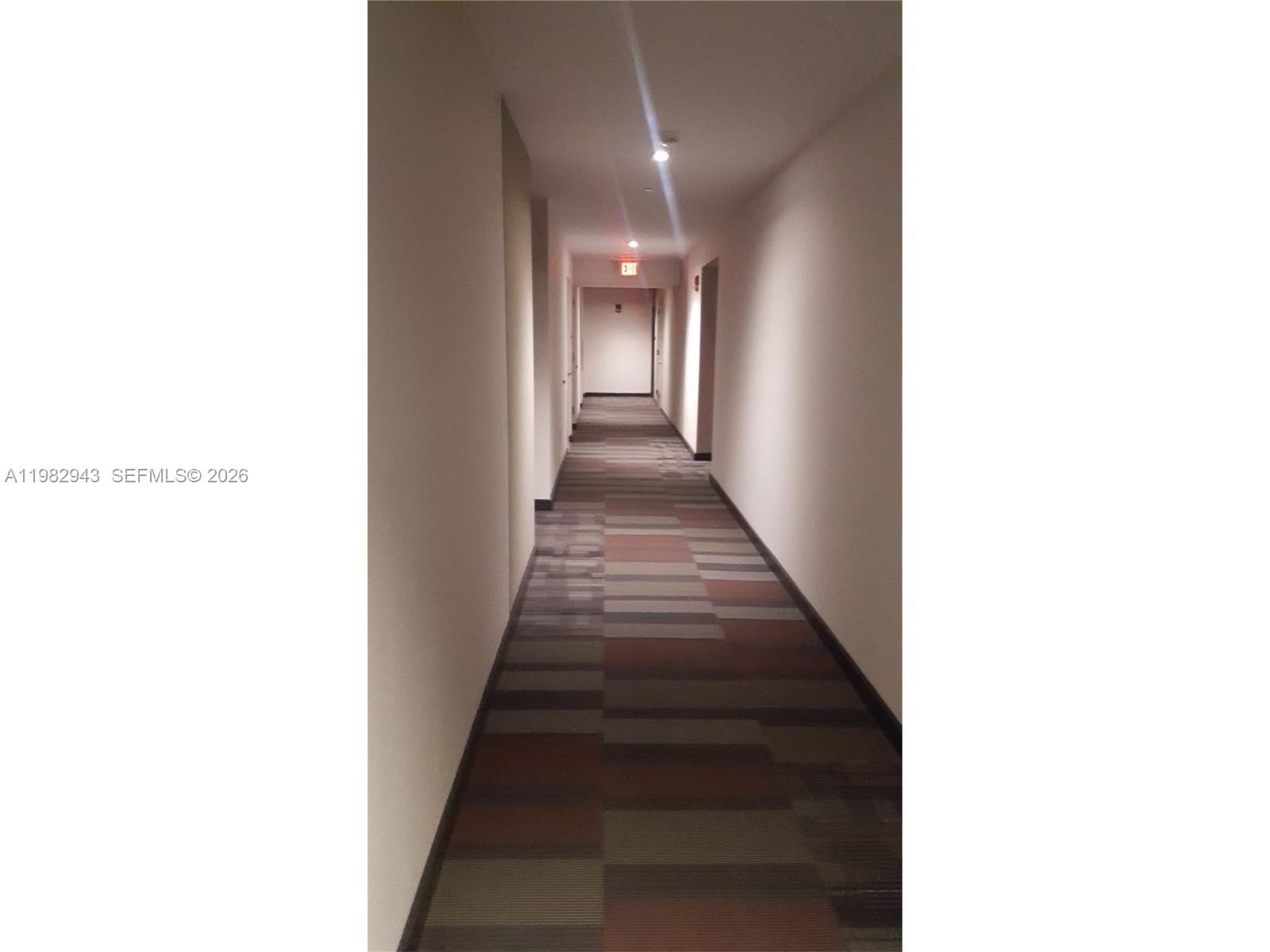 151 Southeast 1st Street, Unit PH10 Miami, FL 33131 - Photo 37 of 71