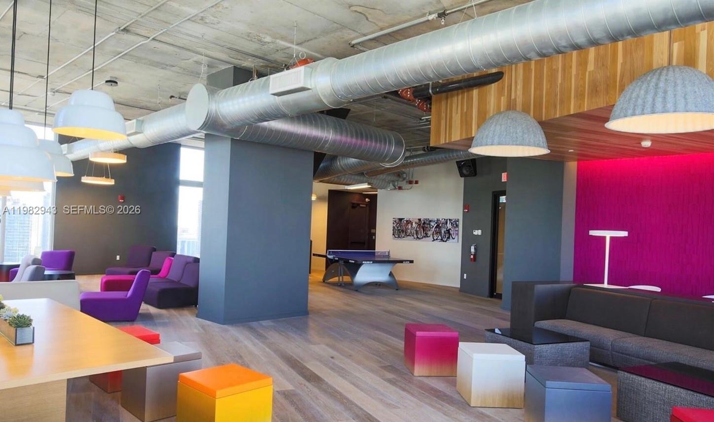 151 Southeast 1st Street, Unit PH10 Miami, FL 33131 - Photo 65 of 71