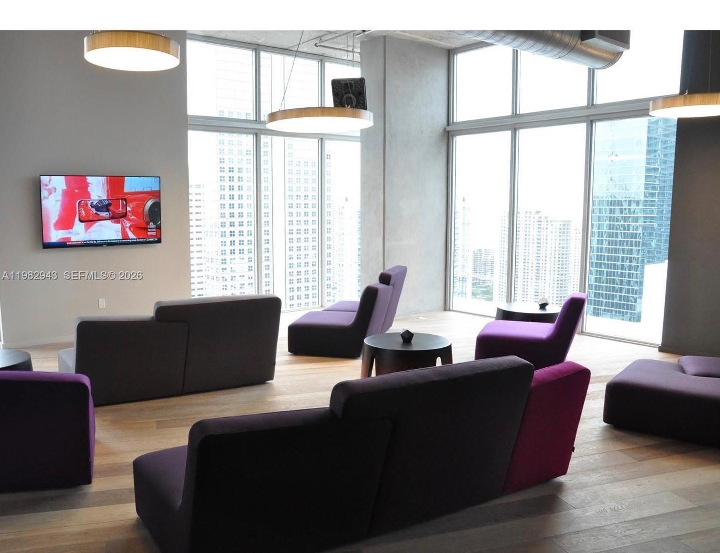 151 Southeast 1st Street, Unit PH10 Miami, FL 33131 - Photo 70 of 71