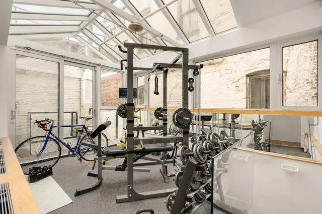 $20,065,000 | 16 Minetta Lane | Greenwich Village