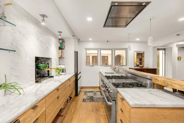 $20,065,000 | 16 Minetta Lane | Greenwich Village
