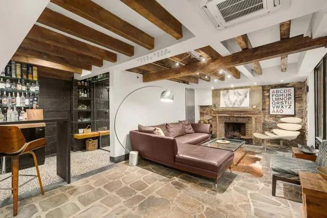 $20,065,000 | 16 Minetta Lane | Greenwich Village