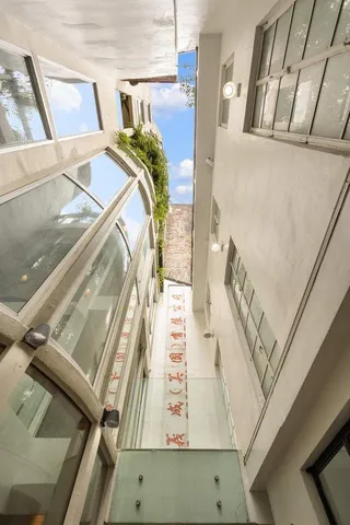 $20,065,000 | 16 Minetta Lane | Greenwich Village