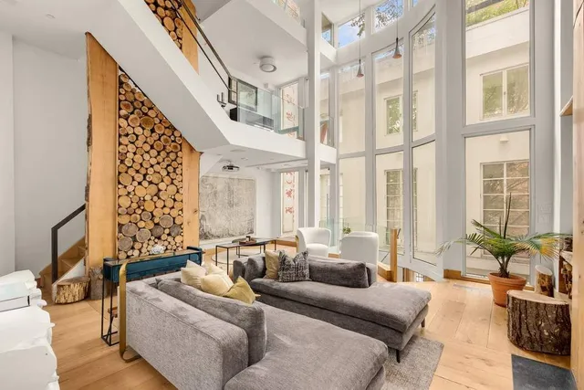$20,065,000 | 16 Minetta Lane | Greenwich Village