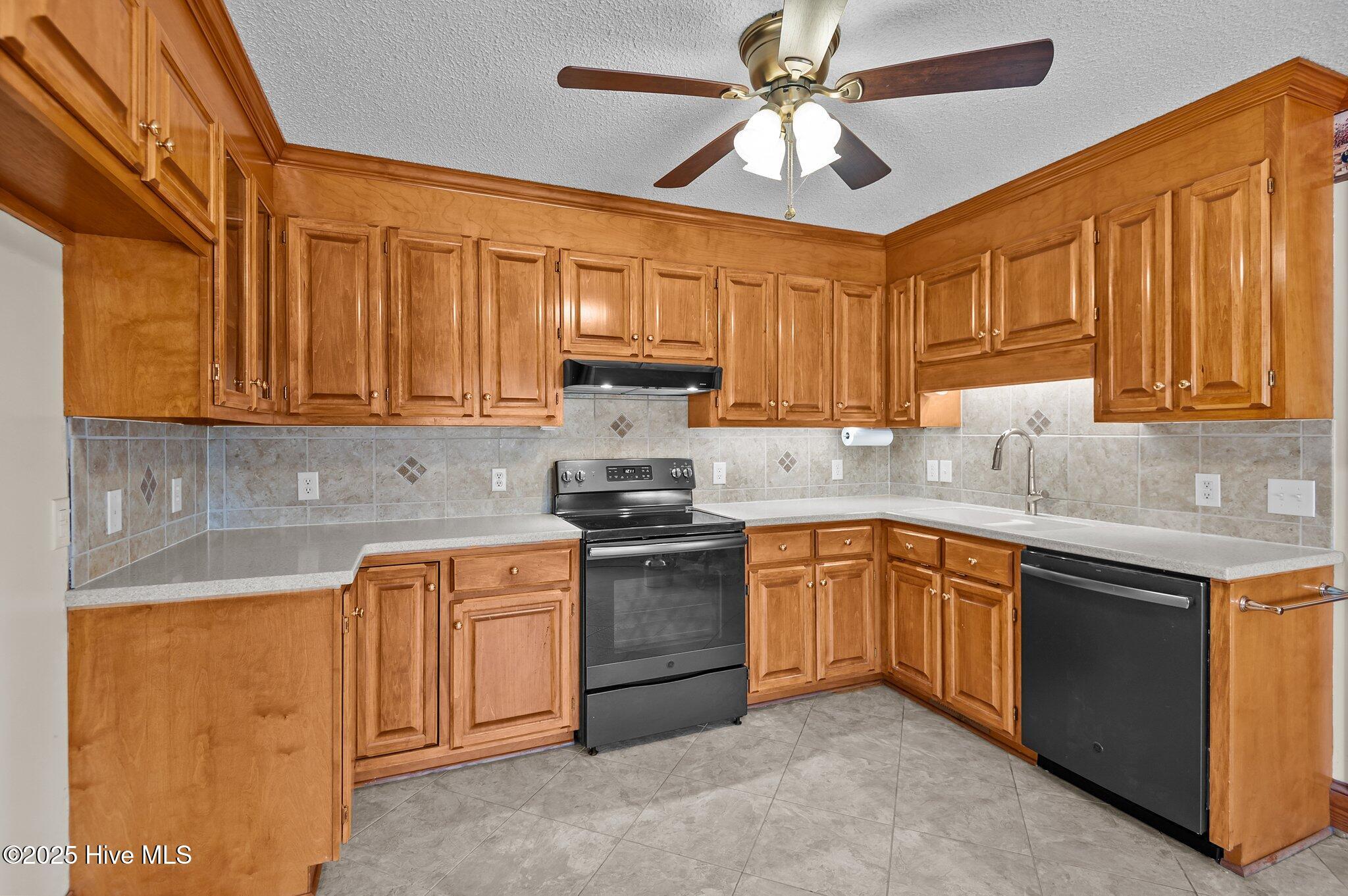 155 Burkett Road Dover, NC 28526 - Photo 15 of 46 34-web-or-mls-_DSC5883