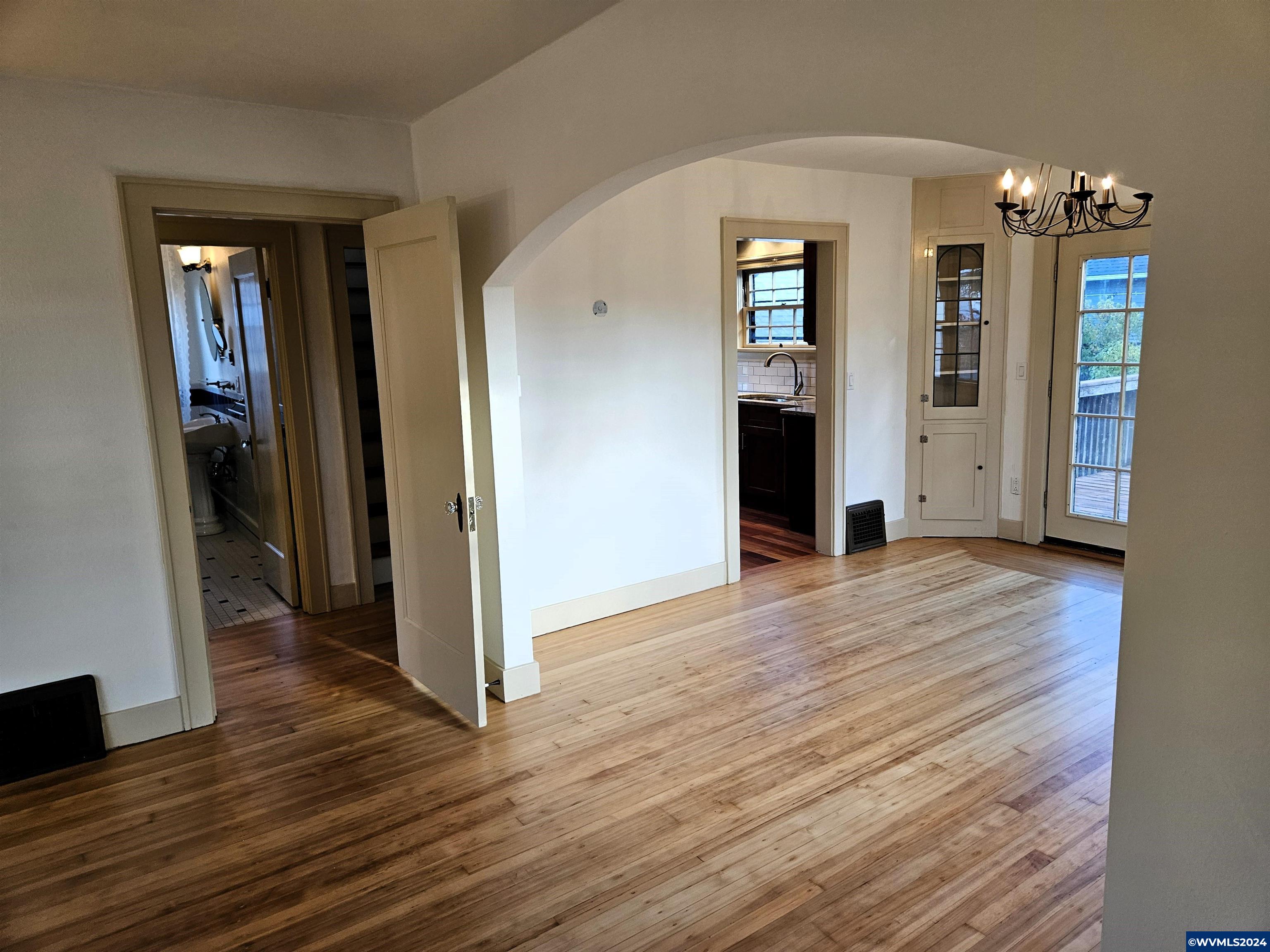 1105 Southwest Ferry Street Albany, OR 97321 - Photo 13 of 47 Gallery Image 13