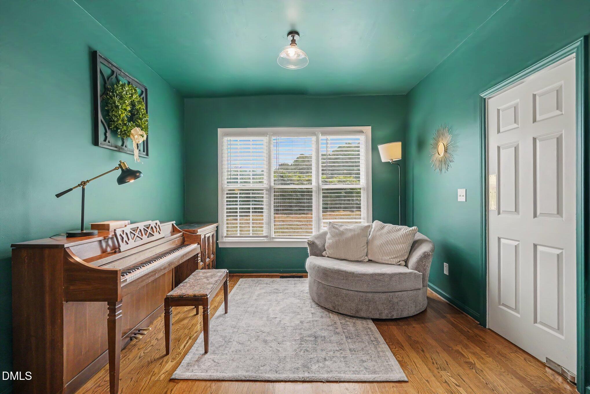 1900 Jupiter Hills Court Raleigh, NC 27604 - Photo 10 of 35 009_file_1620