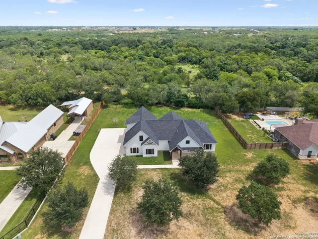 $644,999 | 177 East Short Meadow Drive, Lytle, TX 78052