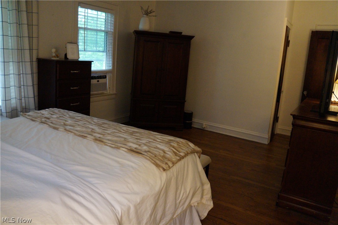 3089 East Overlook Road Cleveland, OH 44118 - Photo 13 of 26 Gallery Image 13