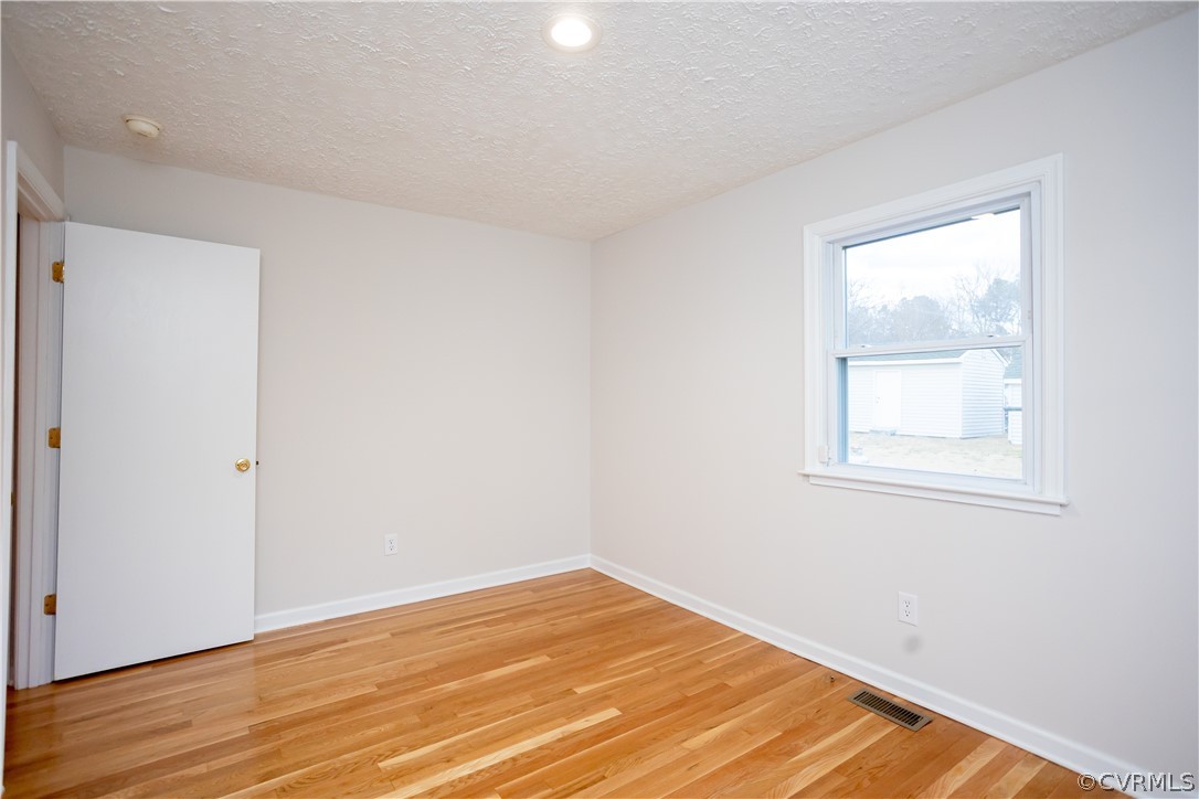 2533 Warner Road Petersburg, VA 23805 - Photo 14 of 50 Gallery Image 14
