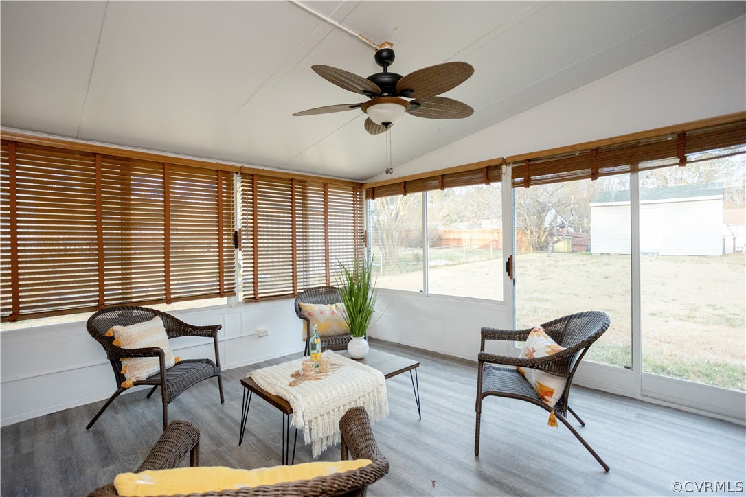2533 Warner Road Petersburg, VA 23805 - Photo 41 of 50 4 Season Sunroom