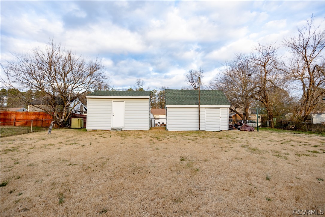 2533 Warner Road Petersburg, VA 23805 - Photo 49 of 50 Backyard