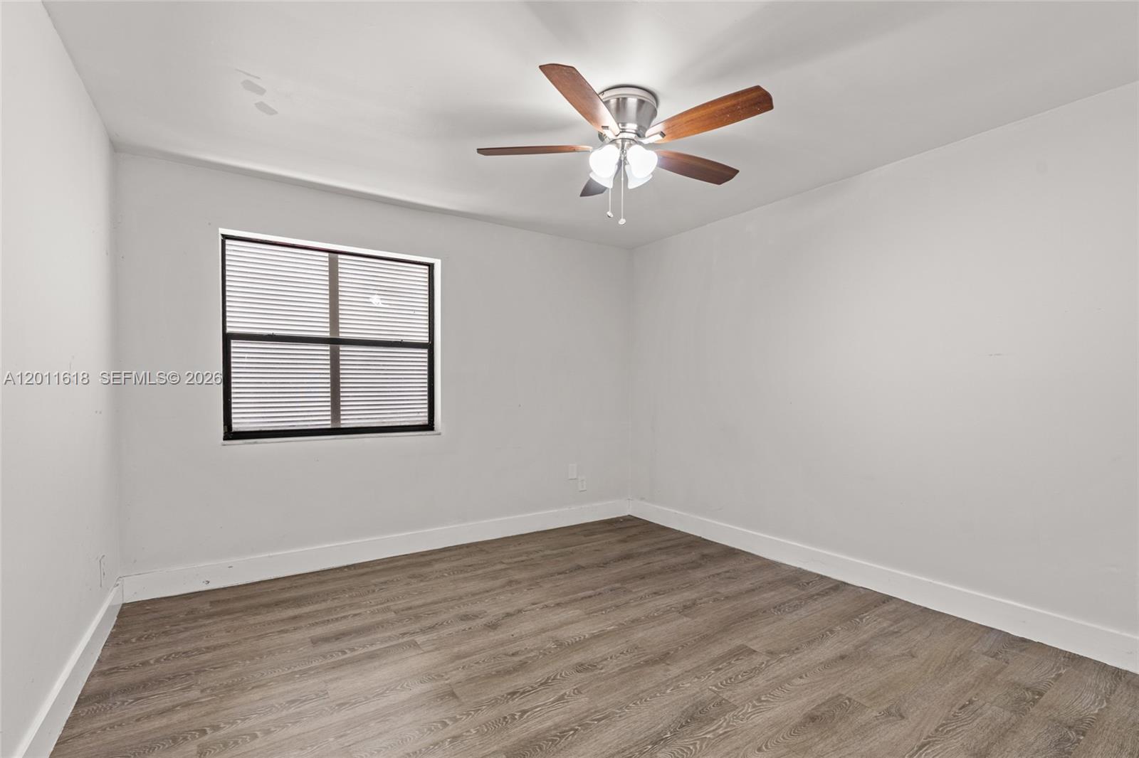 1391 West Fairway Road Pembroke Pines, FL 33026 - Photo 18 of 44