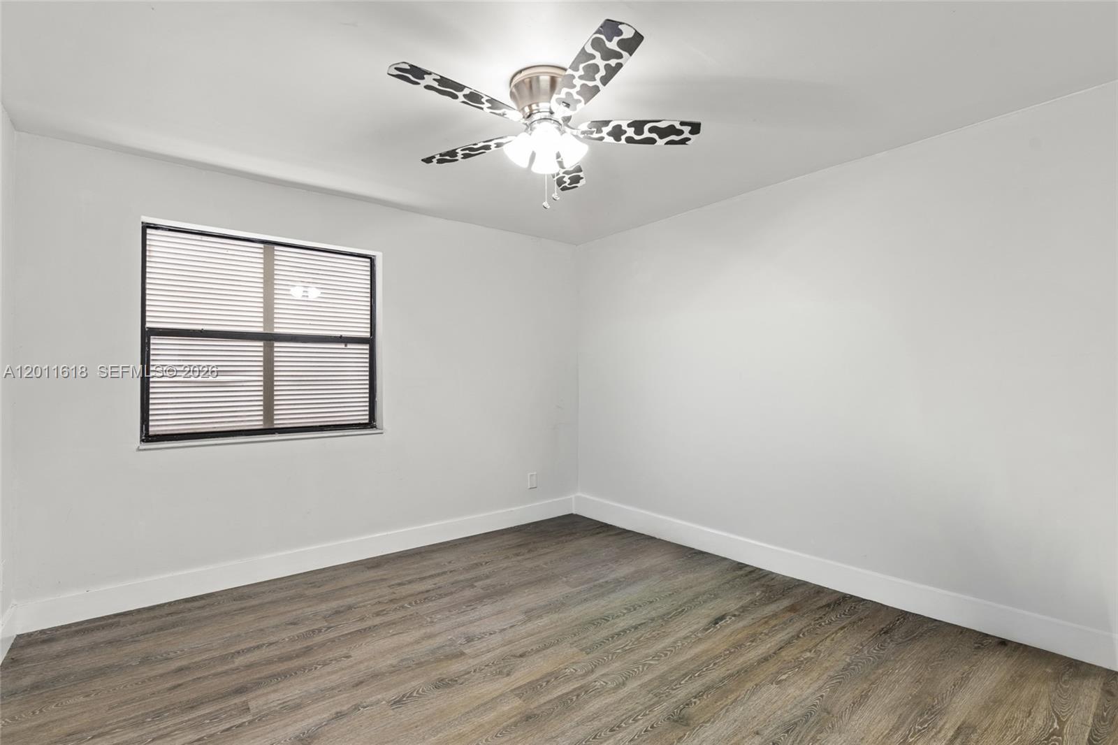 1391 West Fairway Road Pembroke Pines, FL 33026 - Photo 24 of 44