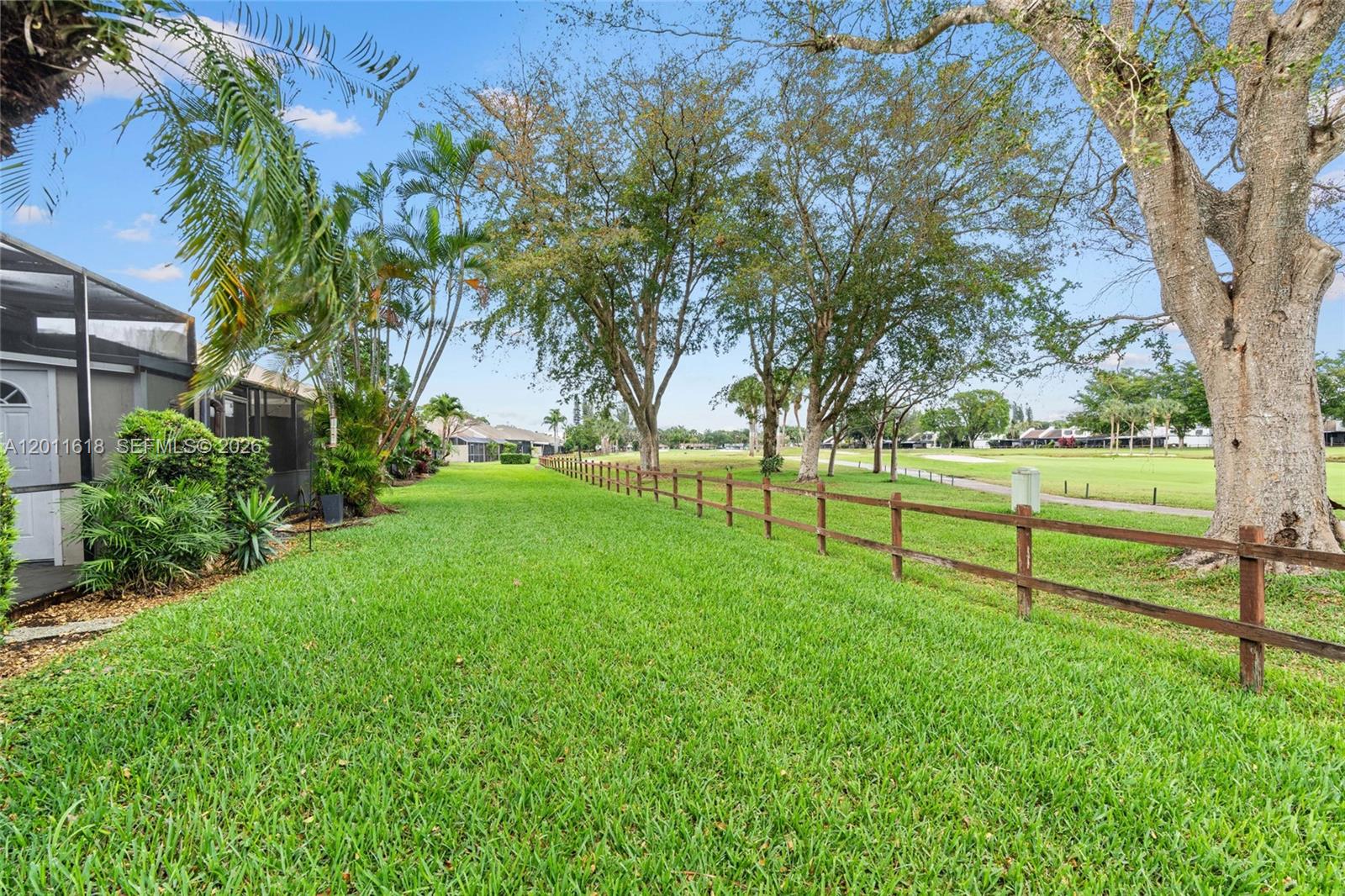 1391 West Fairway Road Pembroke Pines, FL 33026 - Photo 30 of 44