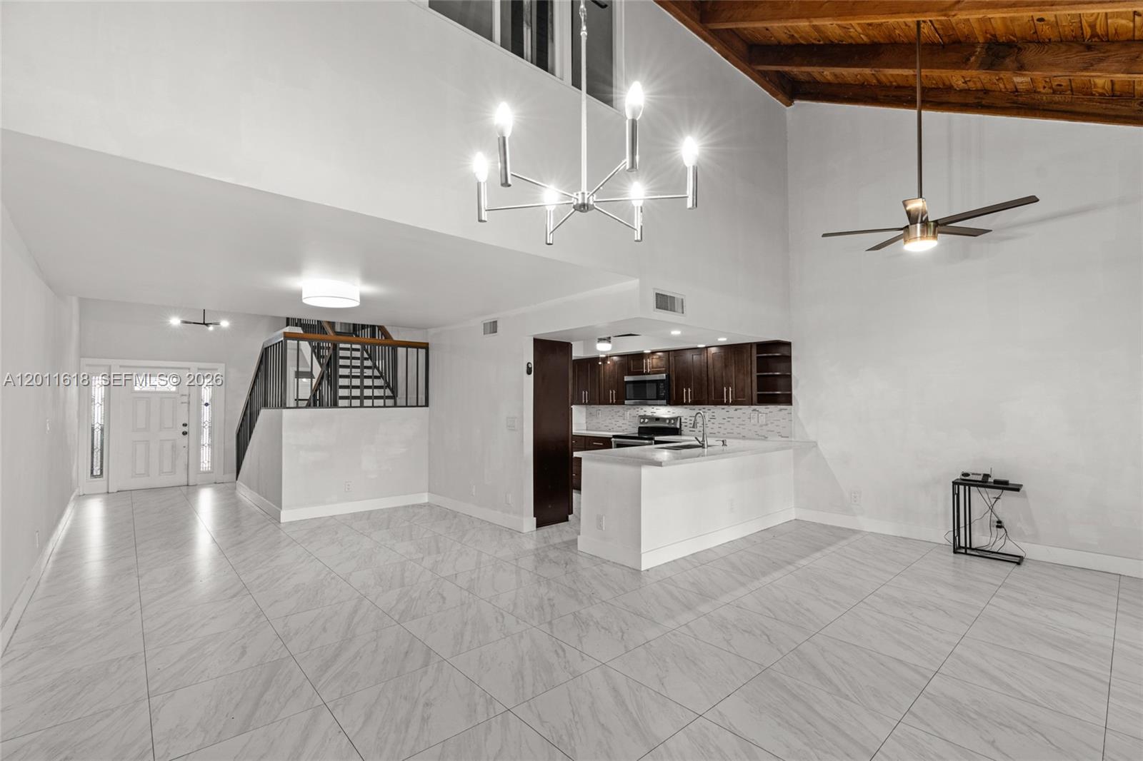 1391 West Fairway Road Pembroke Pines, FL 33026 - Photo 10 of 44