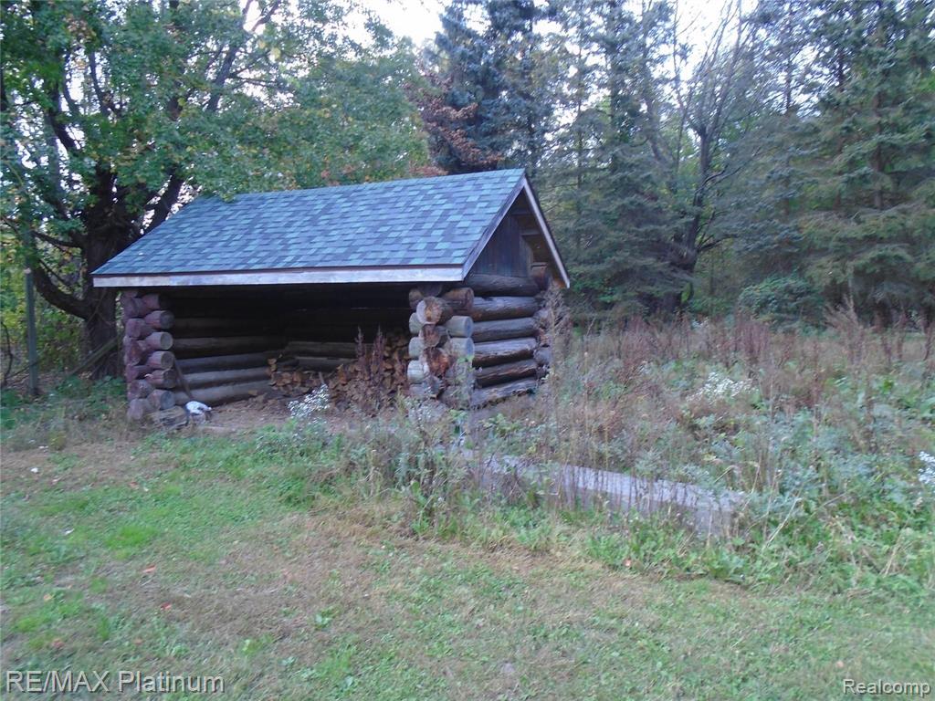 5990 Fish Lake Road Holly, MI 48442 - Photo 14 of 44