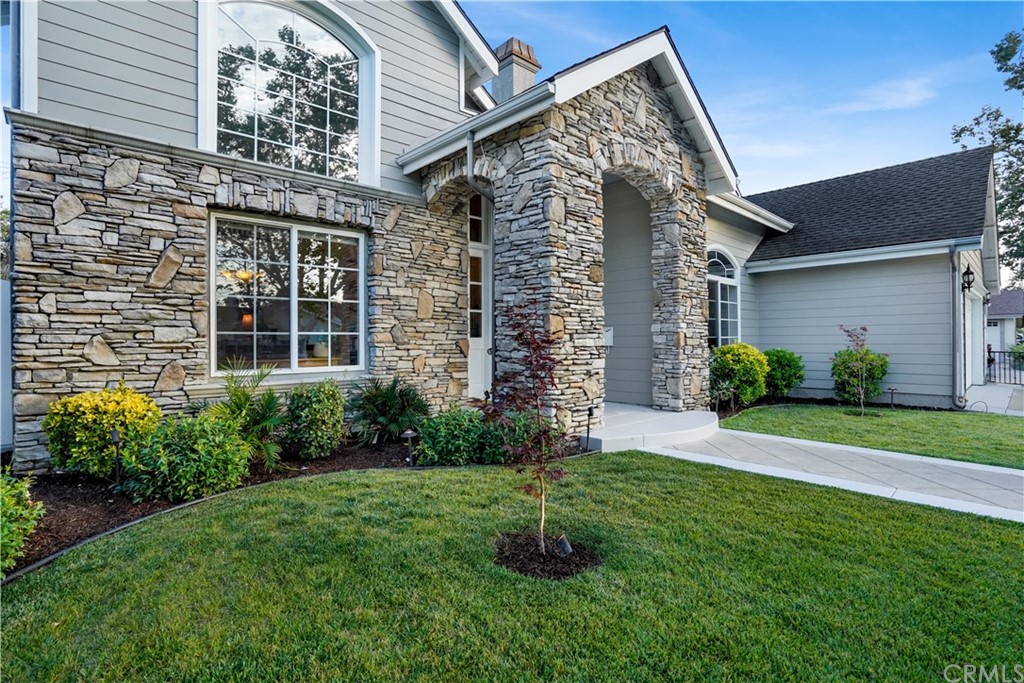 3232 Brimhall Drive Rossmoor, CA 90720 - Photo 3 of 52