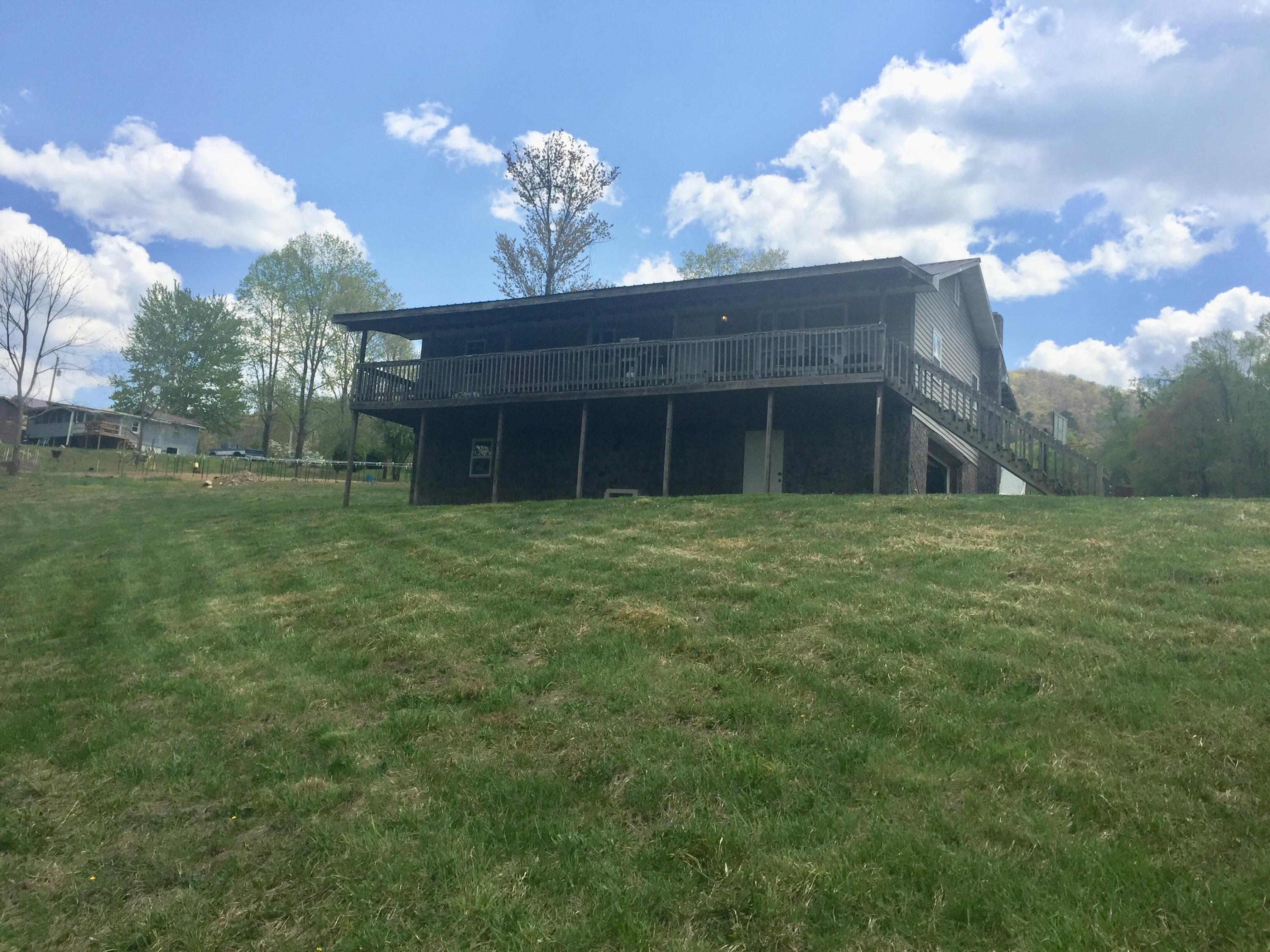 118 Log Cabin Road Elizabethton, TN 37643 - Photo 3 of 18 lg3