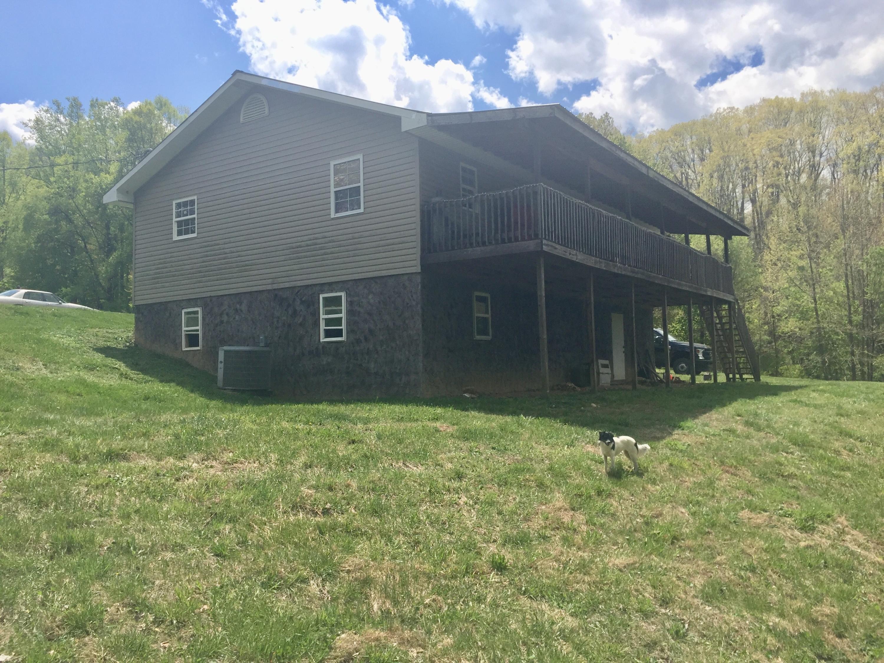 118 Log Cabin Road Elizabethton, TN 37643 - Photo 4 of 18 lg4
