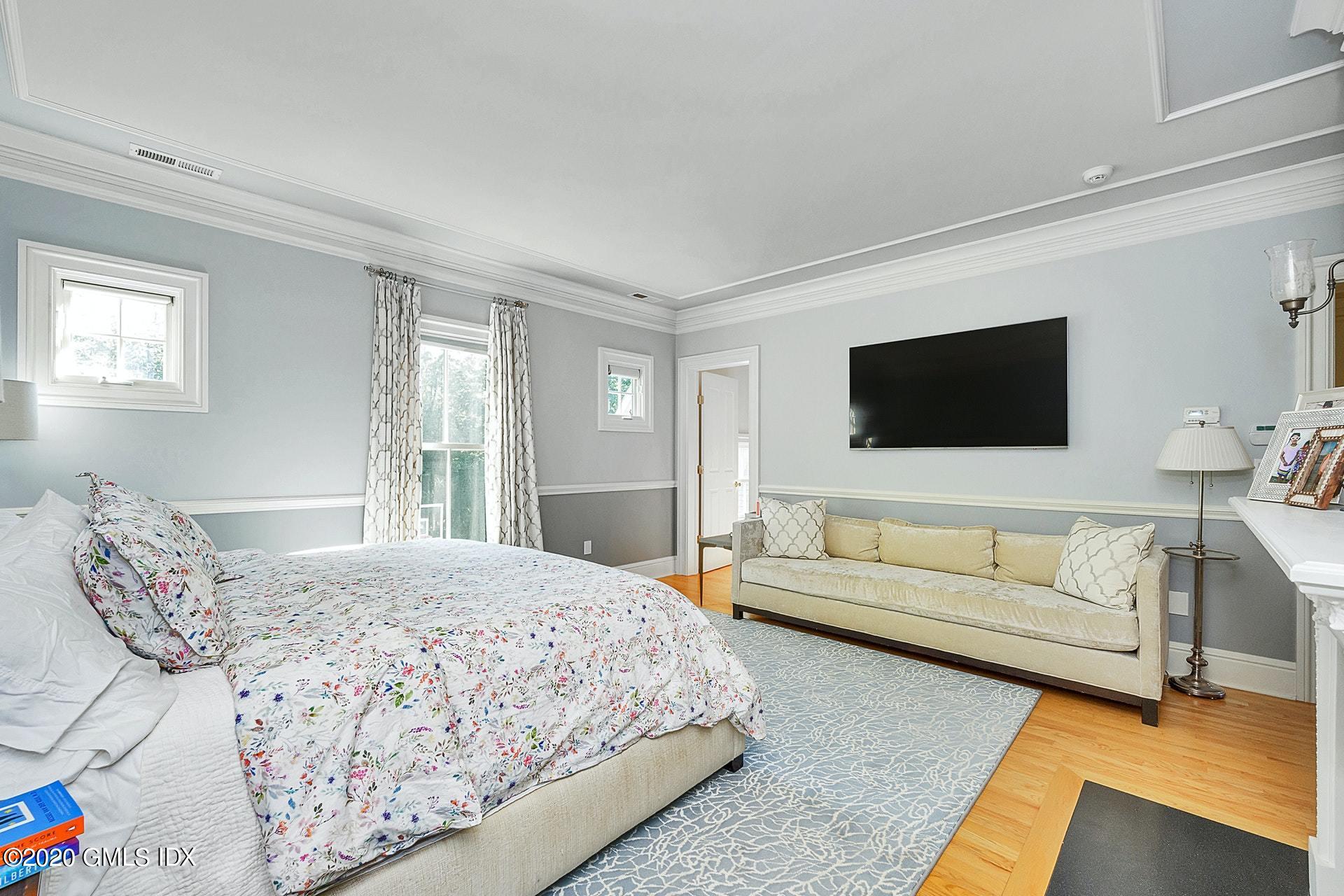 50 Cat Rock Road Cos Cob, CT 06807 - Photo 18 of 35 17C