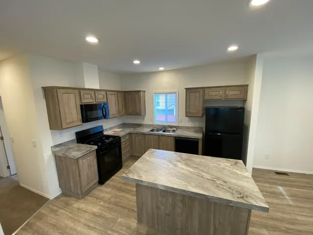 $139,990 | 13905 Trinity Mountain Road, Unit 53, French Gulch, CA 96033