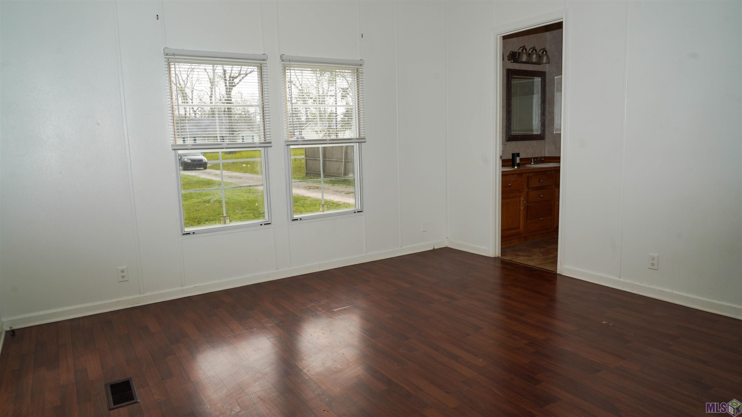 14255 Garcon Road Gonzales, LA 70737 - Photo 9 of 32 Gallery Image 9