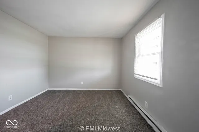 $850 | 2950 West Us 52, Unit 13, New Palestine, IN 46163