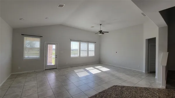 $2,750 | 6028 Pearland Place, Pearland, TX 77581