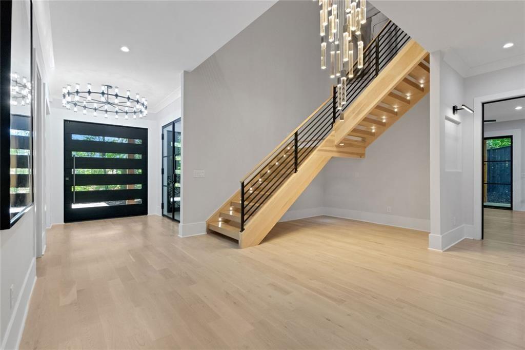 365 Cagle Road Roswell, GA 30075 - Photo 12 of 103