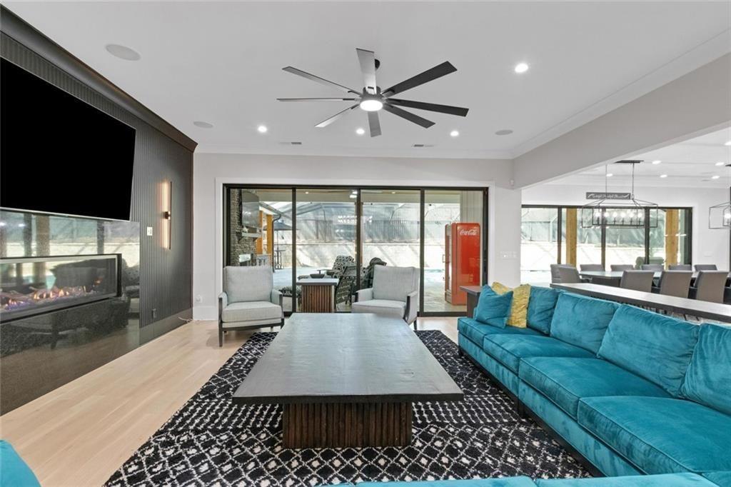 365 Cagle Road Roswell, GA 30075 - Photo 13 of 103