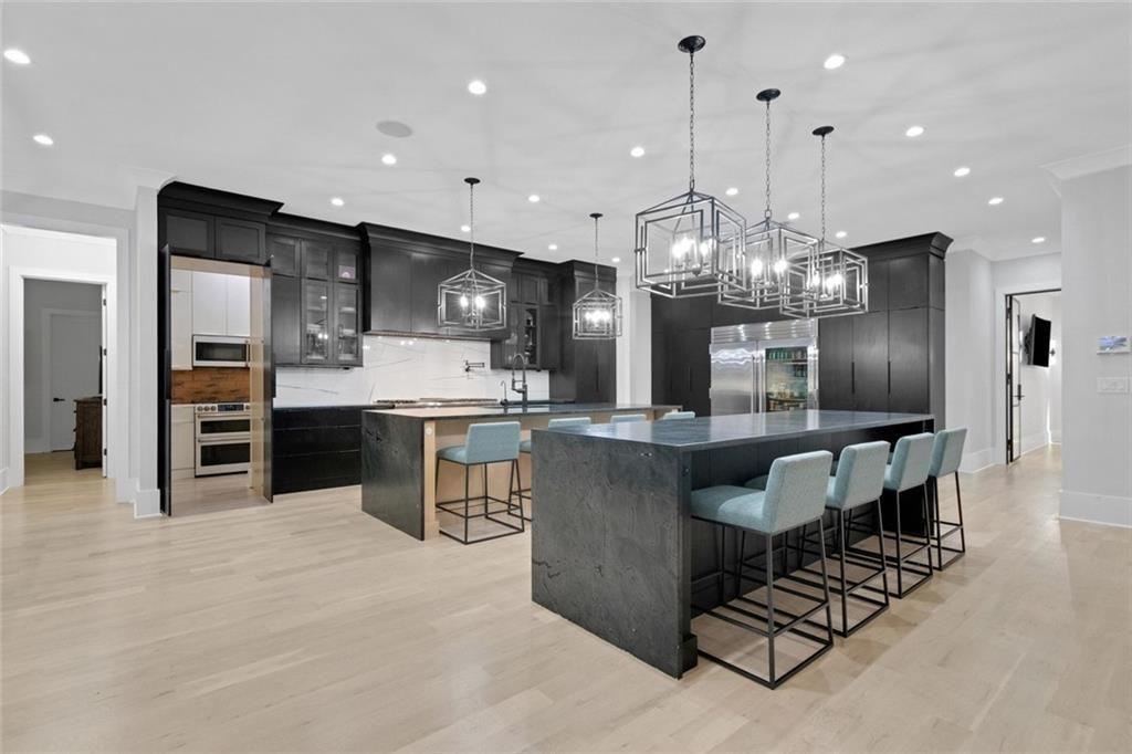 365 Cagle Road Roswell, GA 30075 - Photo 18 of 103