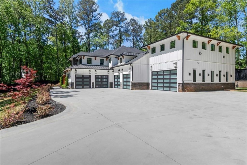365 Cagle Road Roswell, GA 30075 - Photo 7 of 103