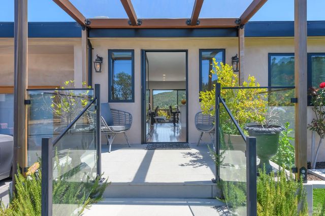 $899,000 | 19 Tarrant Court, San Rafael, CA 94903