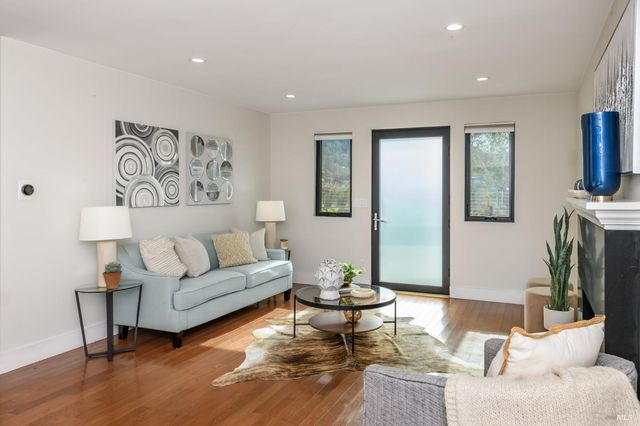 $899,000 | 19 Tarrant Court, San Rafael, CA 94903