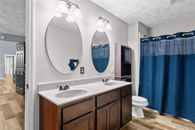 $240,000 | 223 North Cedar Bluff Drive, Valmeyer, IL 62295