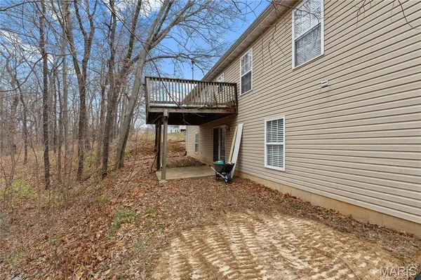 $230,000 | 223 North Cedar Bluff Drive, Valmeyer, IL 62295