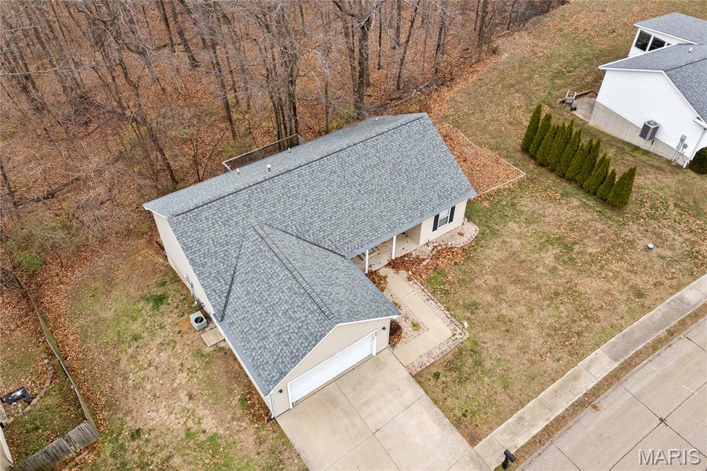 223 North Cedar Bluff Drive Valmeyer, IL 62295 - Photo 38 of 40