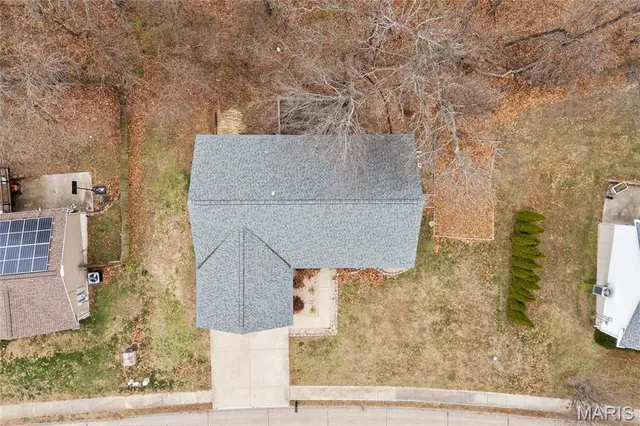 $240,000 | 223 North Cedar Bluff Drive, Valmeyer, IL 62295