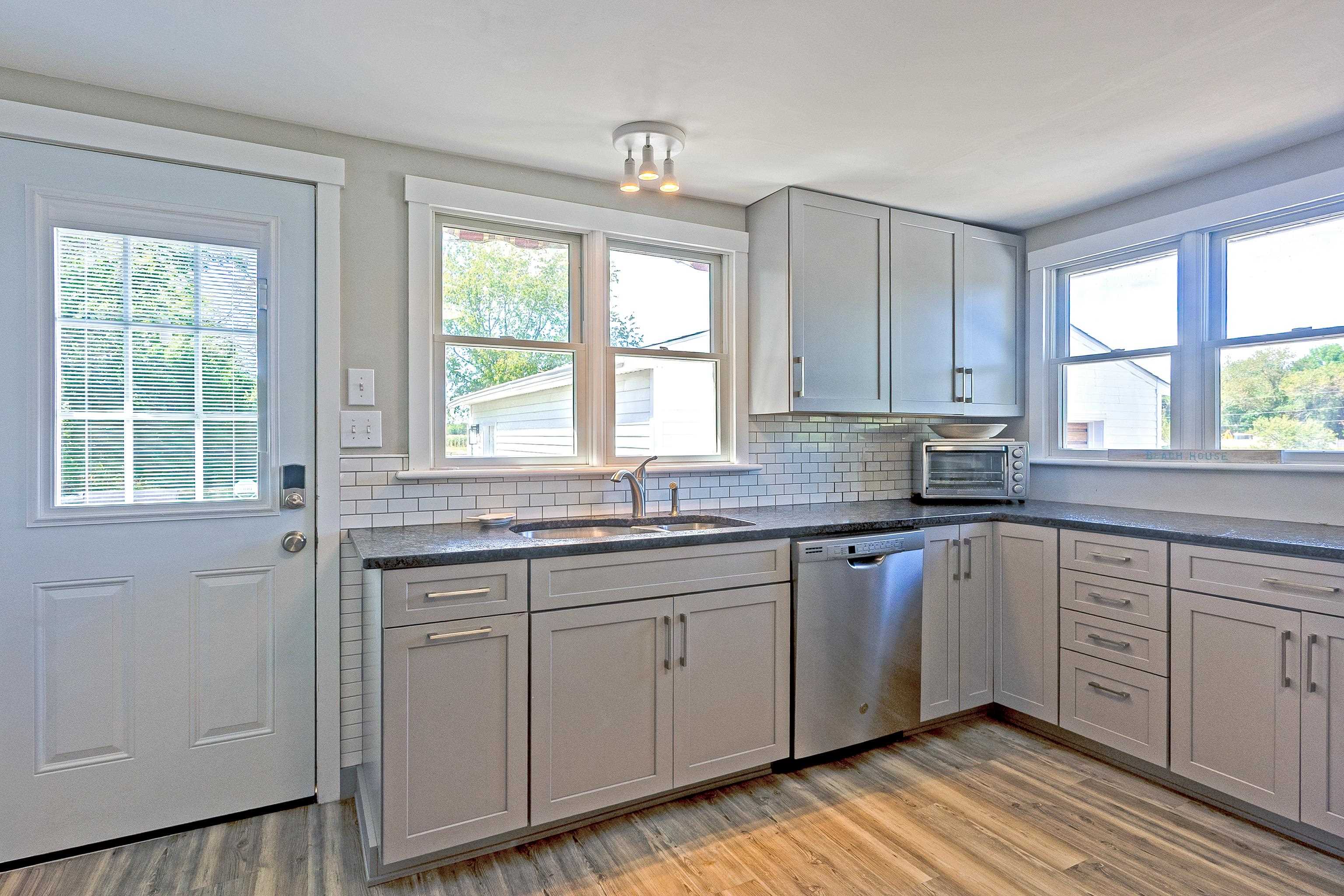 1062 Seashore Road Cape May, NJ 08204 - Photo 4 of 45 Gallery Image 4