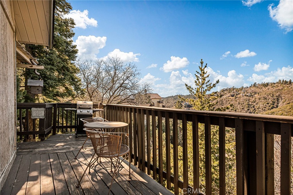 1256 Grass Valley Road Lake Arrowhead, CA 92352 - Photo 12 of 30