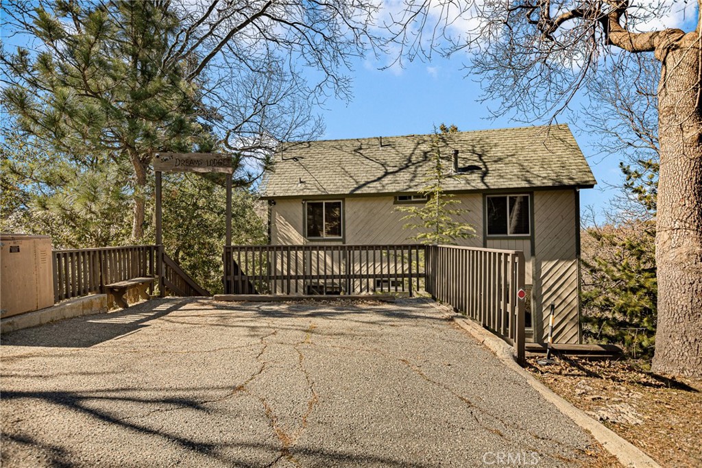 1256 Grass Valley Road Lake Arrowhead, CA 92352 - Photo 5 of 30