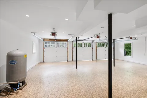 $2,895,000 | 31 Wright Lane, Jamestown, RI 02835