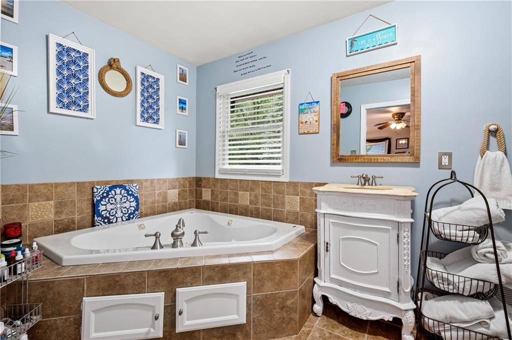 618 Soose Road Pittsburgh, PA 15209 - Photo 17 of 39 Gallery Image 17