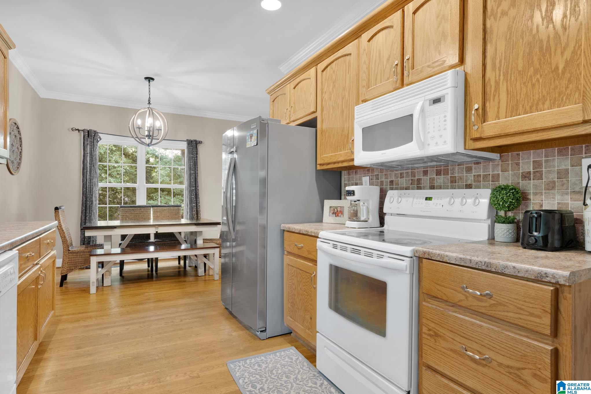 907 Spruce Road Oneonta, AL 35121 - Photo 7 of 37